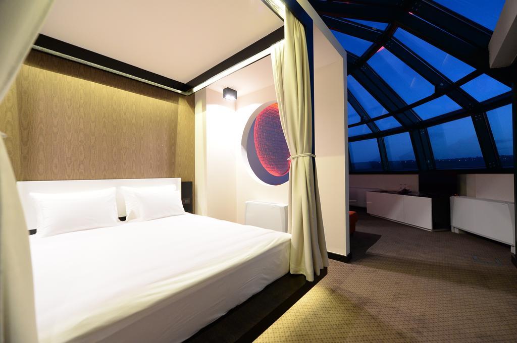 Hotel Hedonic ベオグラード エクステリア 写真