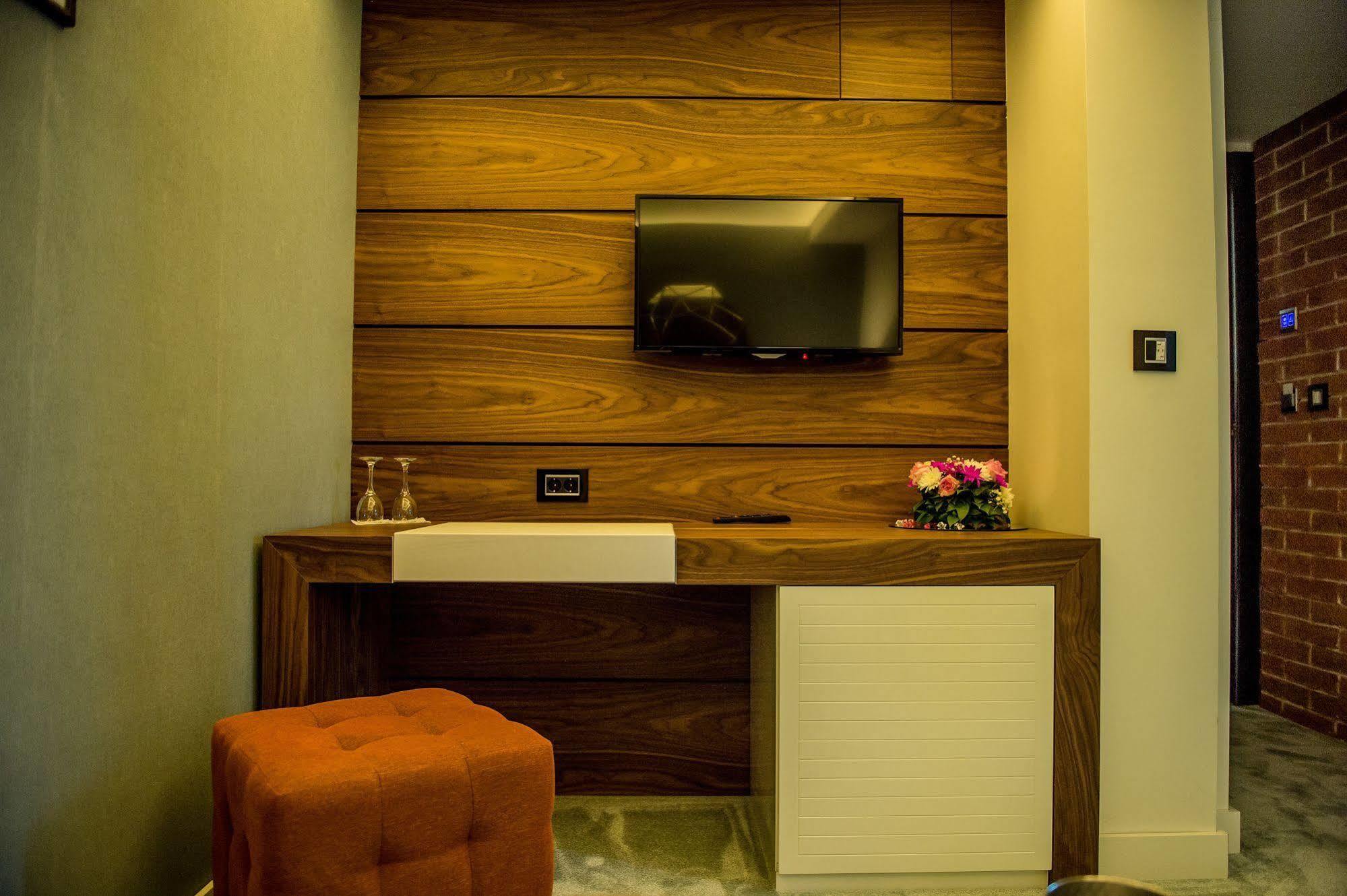 Hotel Hedonic ベオグラード エクステリア 写真